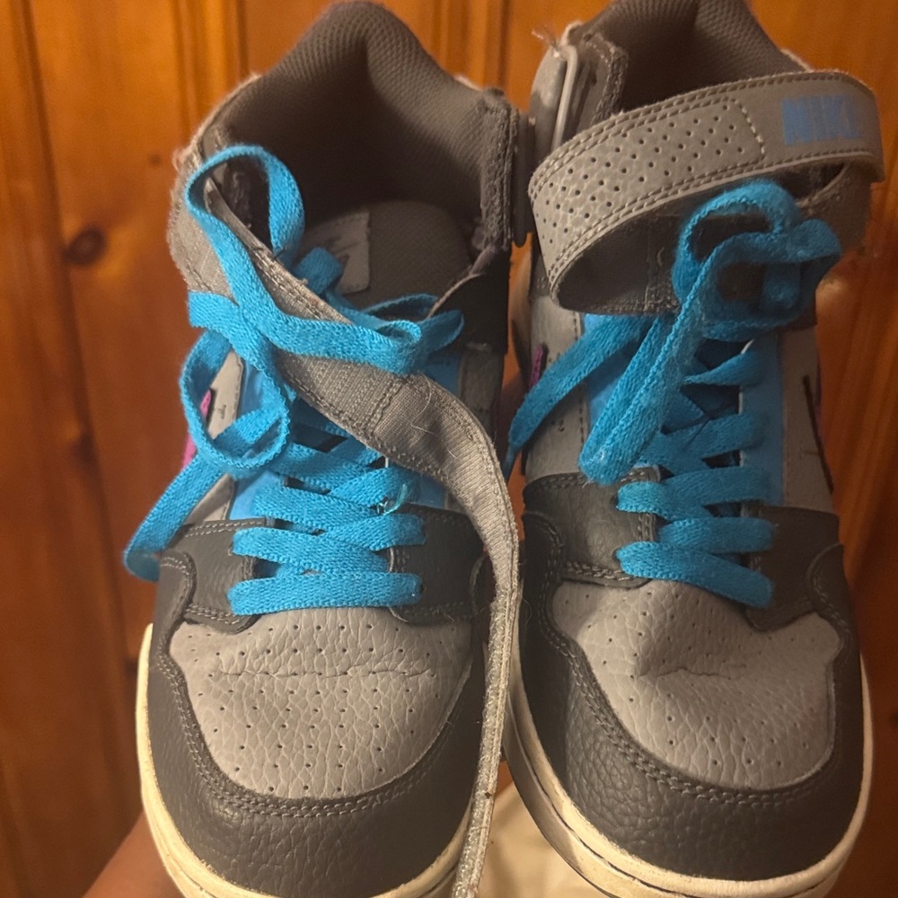 Nike Kids Gray and Teal High-Top Sneakers